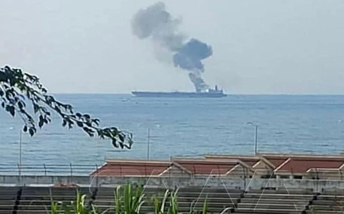 Tàu Iran bị UAV tấn công ngoài khơi Syria, ít nhất 3 người chết